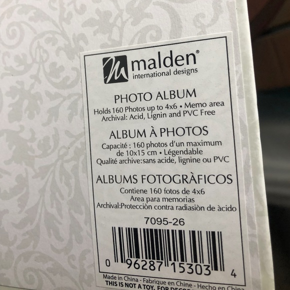 Mr and Mrs Corinthian script photo album - Picture 2 of 2